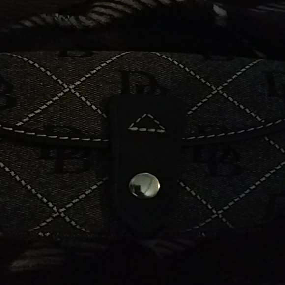 Dooney and Burke wristlet - Picture 2 of 2